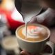 Latte Art Saiba mais sobre esta técnica que conquista cada vez mais os amantes de café